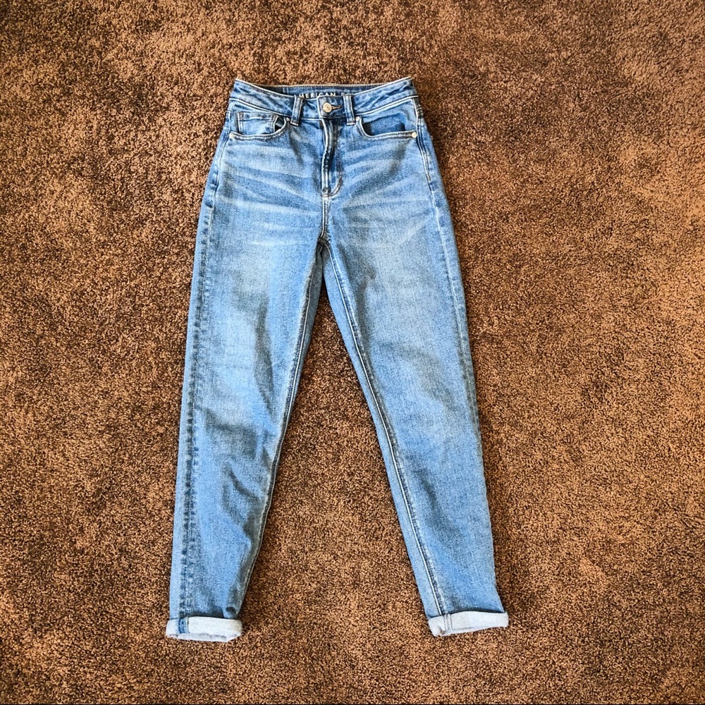 American Eagle Stretch Mom Jeans